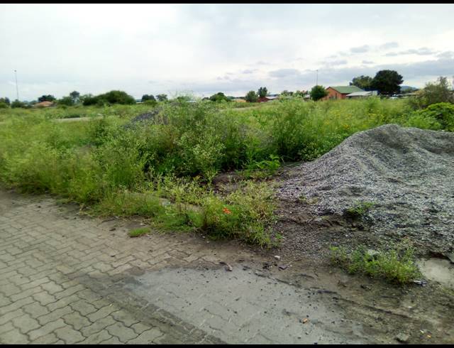 275M² VACANT LAND FOR SALE IN BOITEKONG